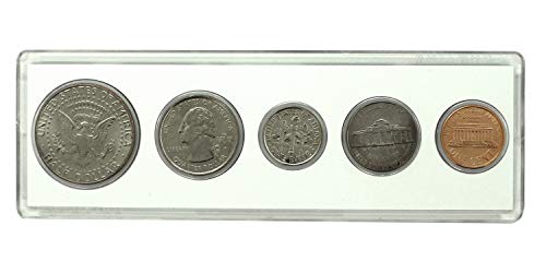 Монета 1999-5 Година на раждане , инсталирана в держателе на Американското Без лечение